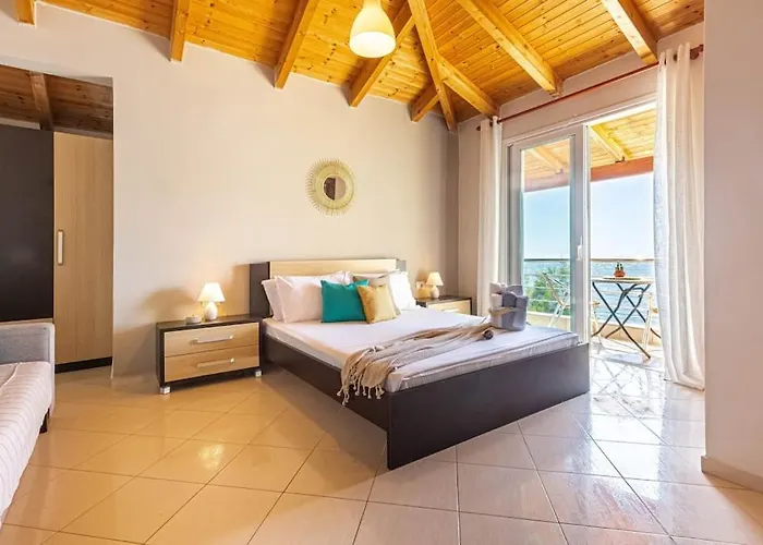 Potam'sea Bliss 38- Front, Sun Beds & Parking Himarë