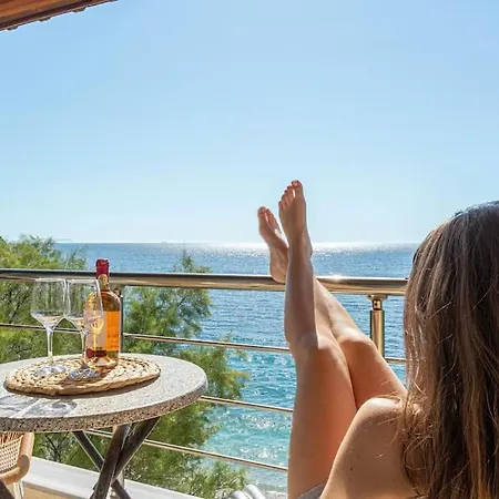 Potam'sea Bliss 38- Front, Sun Beds & Parking * Himare